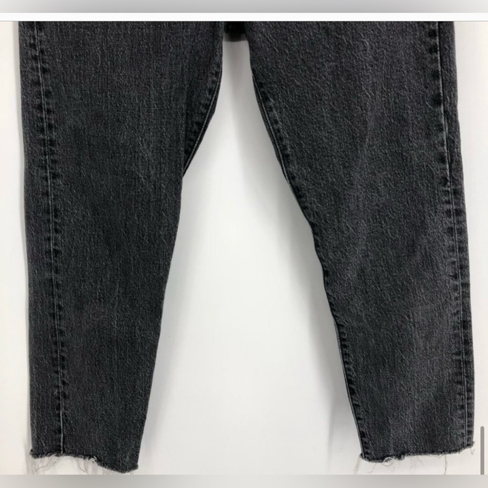 Levi's grey wash Wedgie -straight jean -raw hem buttonfly high waist Sz 30 -EUC​ - Picture 6 of 6